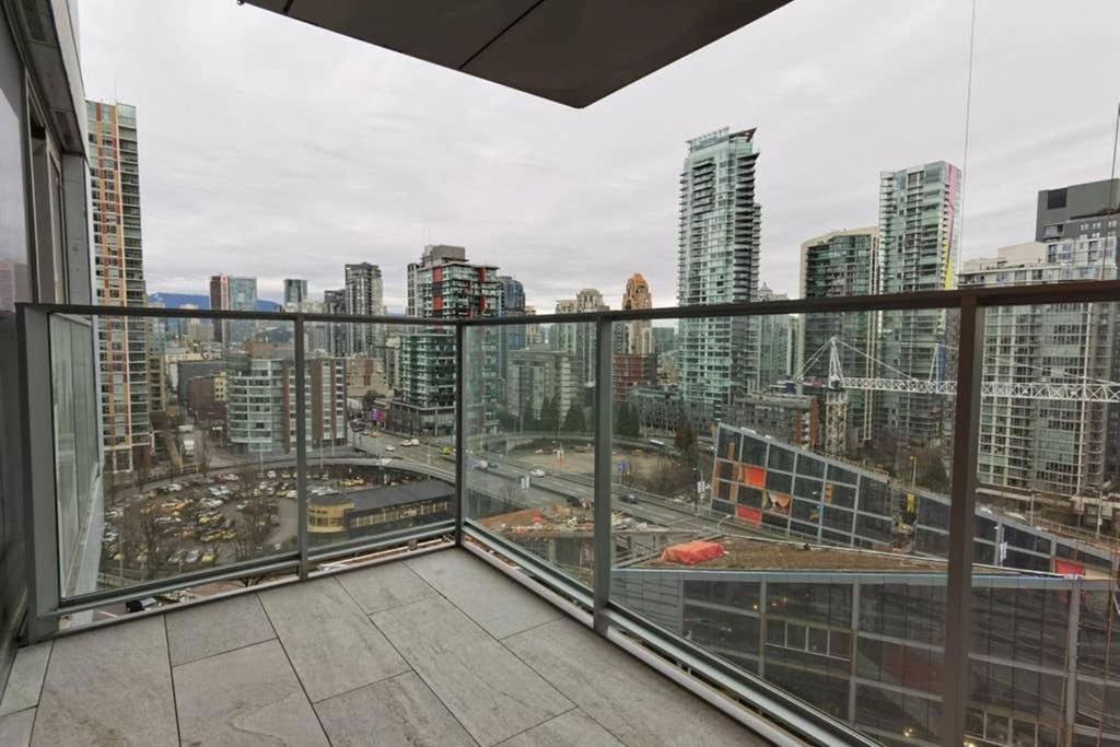 Luxury 1Br With Great View In Downtown Vancouver Διαμέρισμα Εξωτερικό φωτογραφία